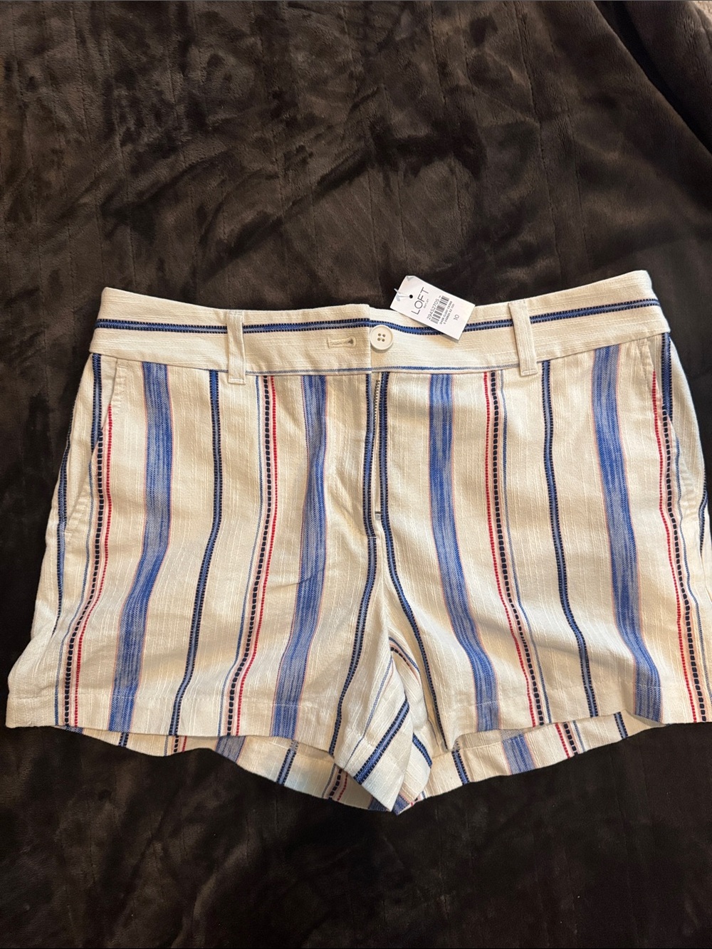 Loft 4” Mid-rise short.  Never worn.